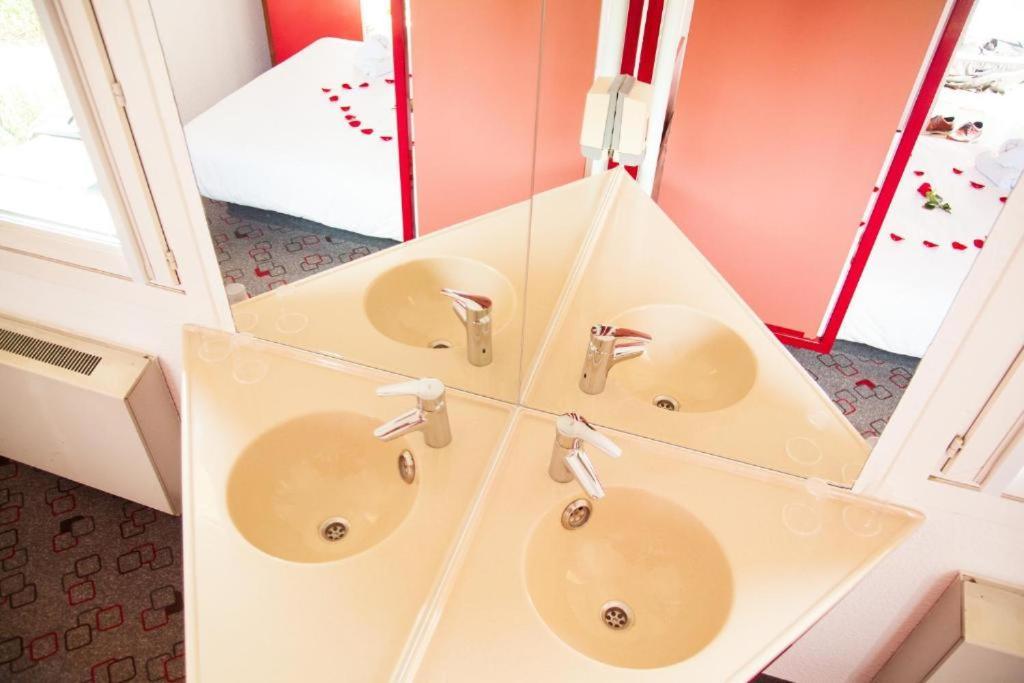 Hotel Formul'Eco Louvroil Zewnętrze zdjęcie
